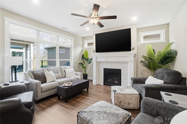 1444 Triple Crown Way, Beavercreek Twp, OH 45385