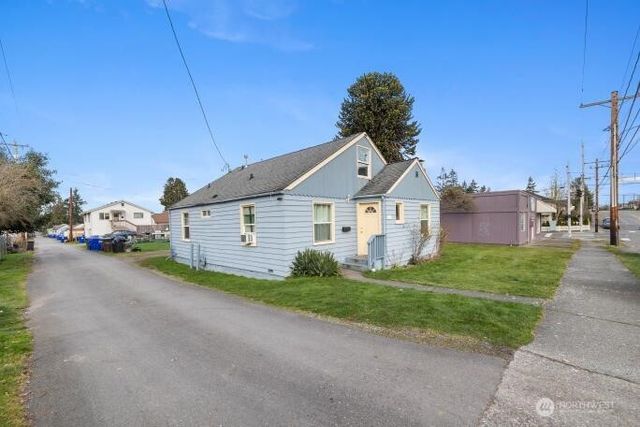 3013 19th Street, Everett, WA 98201