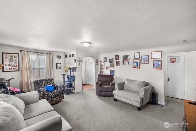 3013 19th Street, Everett, WA 98201