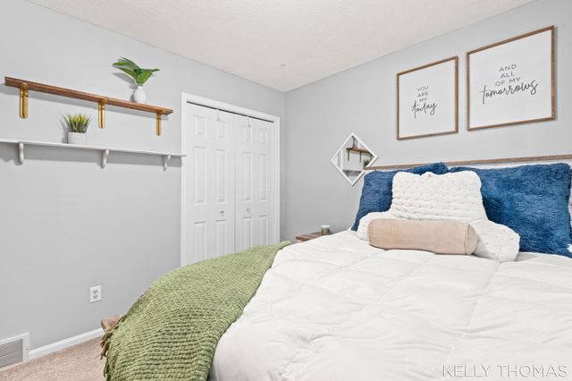 5892 Powderhorn Court Sw, City Of Wyoming, MI 49418