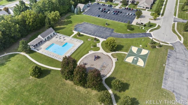 5892 Powderhorn Court Sw, City Of Wyoming, MI 49418