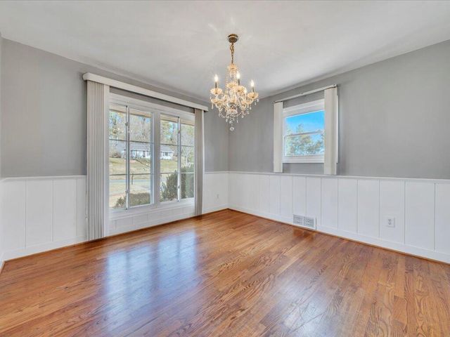 135 Old Furnace RD, Rocky Mount, VA 24151