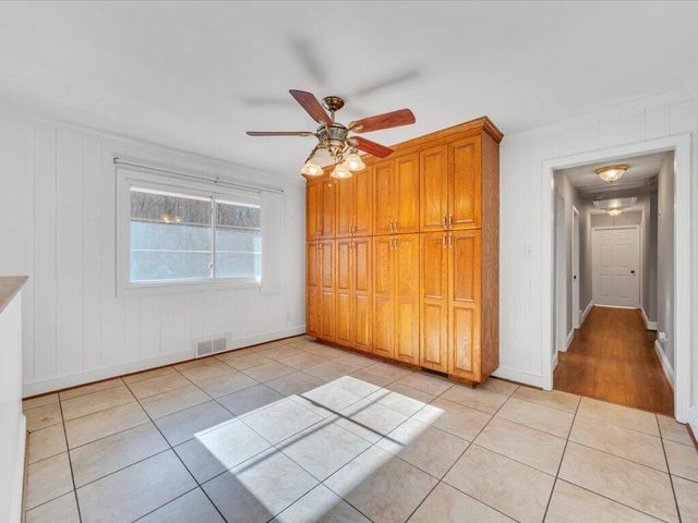 135 Old Furnace RD, Rocky Mount, VA 24151