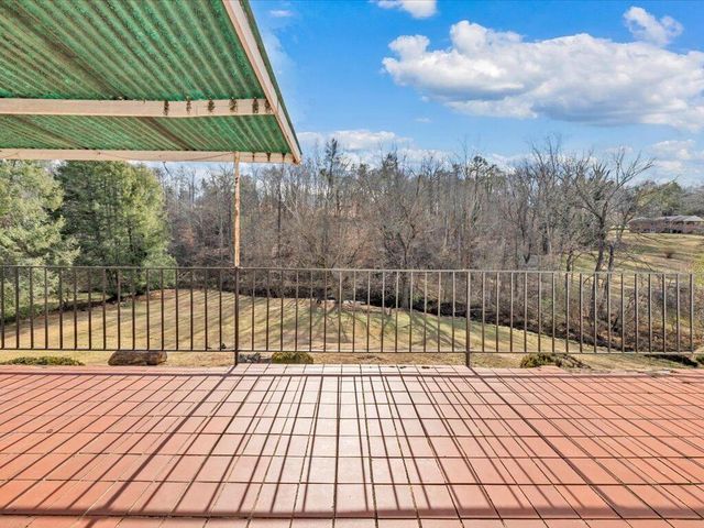 135 Old Furnace RD, Rocky Mount, VA 24151
