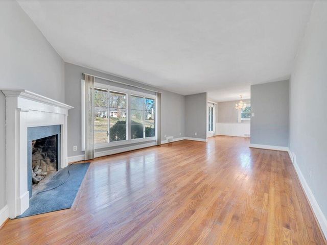 135 Old Furnace RD, Rocky Mount, VA 24151