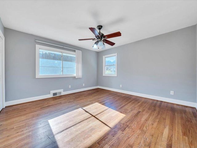 135 Old Furnace RD, Rocky Mount, VA 24151