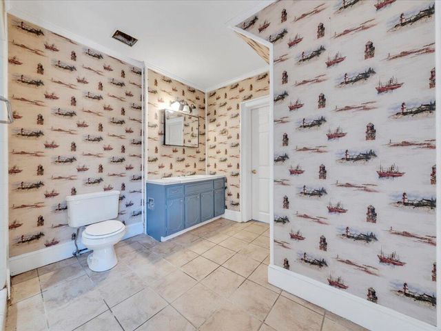 135 Old Furnace RD, Rocky Mount, VA 24151