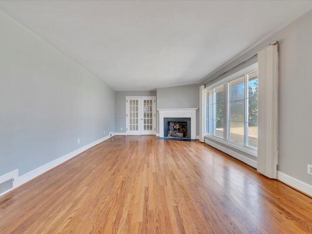 135 Old Furnace RD, Rocky Mount, VA 24151