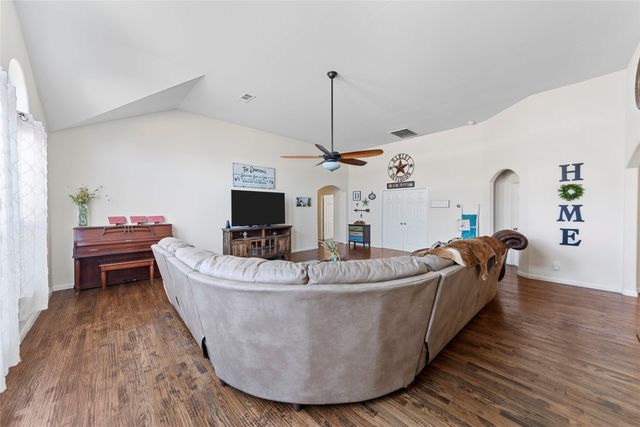 201 Mill Street, Anna, TX 75409