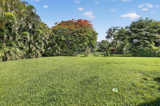 3143 SW 141st Terrace, Davie, FL 33330