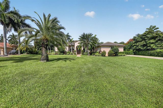 3143 SW 141st Terrace, Davie, FL 33330