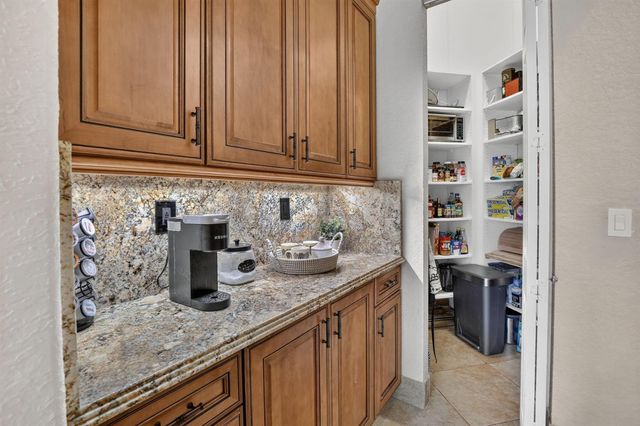 3143 SW 141st Terrace, Davie, FL 33330