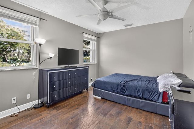 3143 SW 141st Terrace, Davie, FL 33330