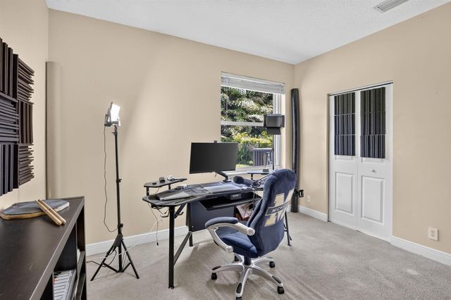 3143 SW 141st Terrace, Davie, FL 33330