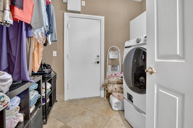 3143 SW 141st Terrace, Davie, FL 33330