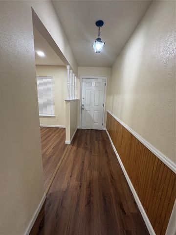 615 Oak Forest Drive, Dallas, TX 75232