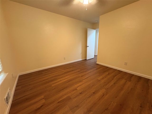 615 Oak Forest Drive, Dallas, TX 75232