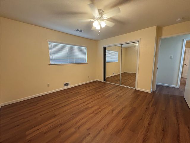 615 Oak Forest Drive, Dallas, TX 75232