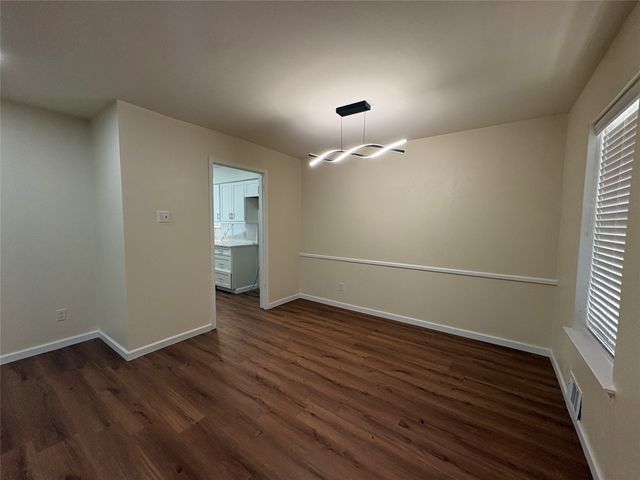 615 Oak Forest Drive, Dallas, TX 75232