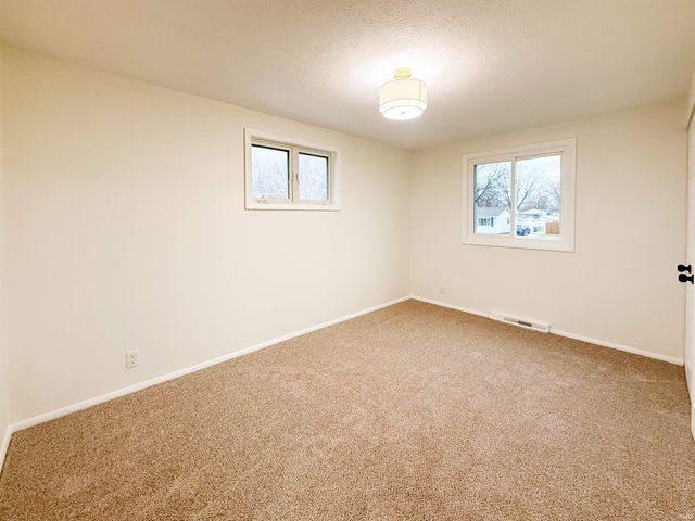 1703 Crestwood Boulevard, South Bend, IN 46635