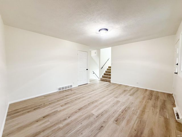 1703 Crestwood Boulevard, South Bend, IN 46635