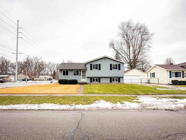 1703 Crestwood Boulevard, South Bend, IN 46635