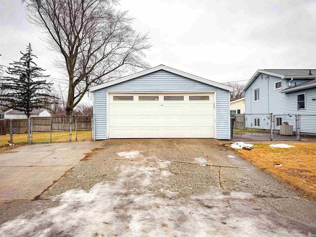 1703 Crestwood Boulevard, South Bend, IN 46635