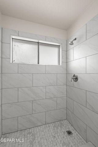 10060 ALCAN Street, El Paso, TX 79924