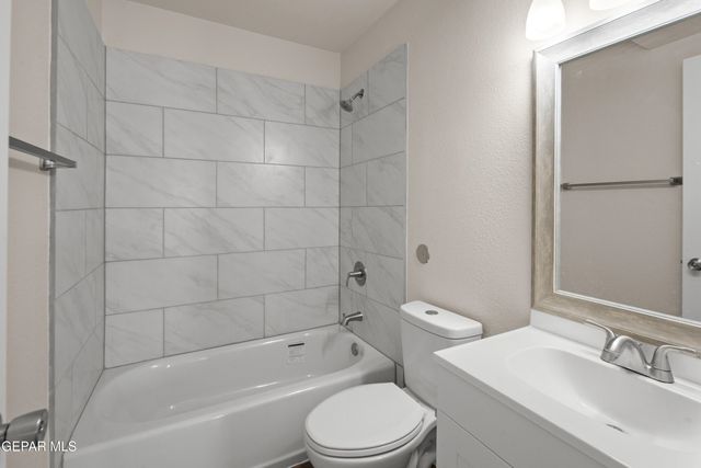 10060 ALCAN Street, El Paso, TX 79924