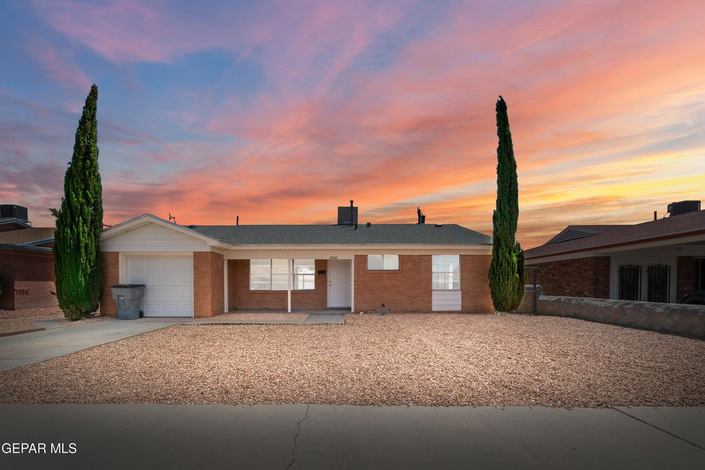 10060 ALCAN Street, El Paso, TX 79924