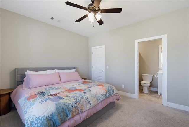 4697 W Marble Ridge Drive, Fayetteville, AR 72704