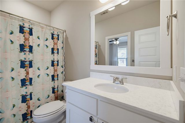 4697 W Marble Ridge Drive, Fayetteville, AR 72704