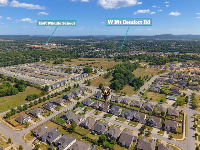 4697 W Marble Ridge Drive, Fayetteville, AR 72704