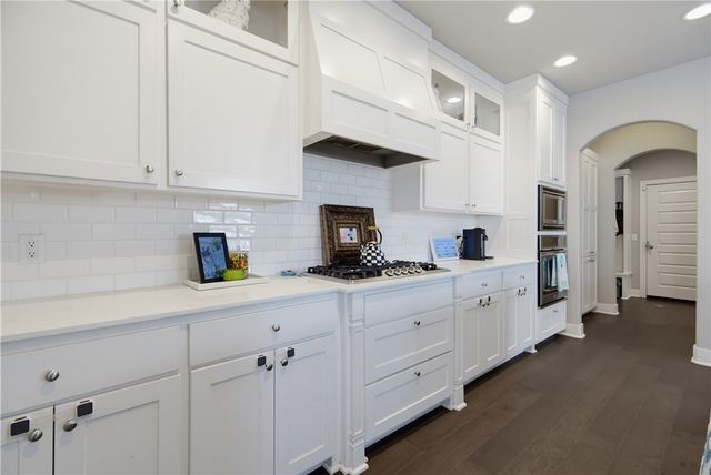 4697 W Marble Ridge Drive, Fayetteville, AR 72704