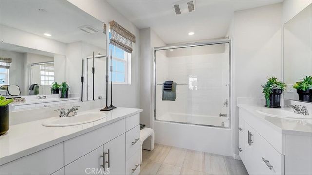 1201 Yeager Avenue, Rialto, CA 92376