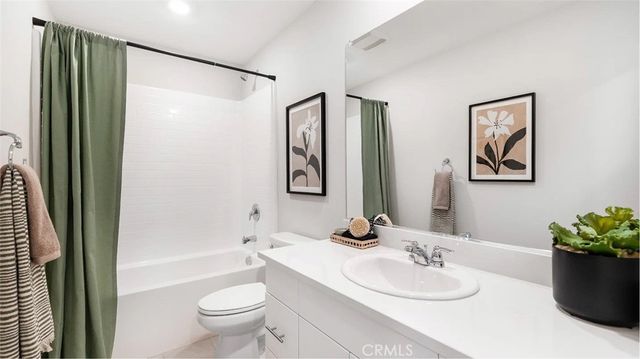 1201 Yeager Avenue, Rialto, CA 92376