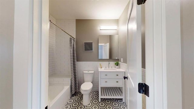 4251 Humphrey Street, St Louis, MO 63116