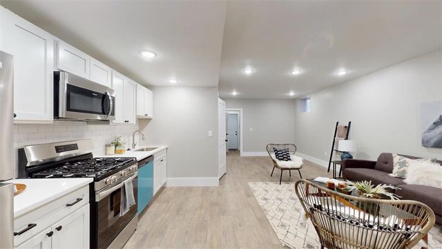 4251 Humphrey Street, St Louis, MO 63116