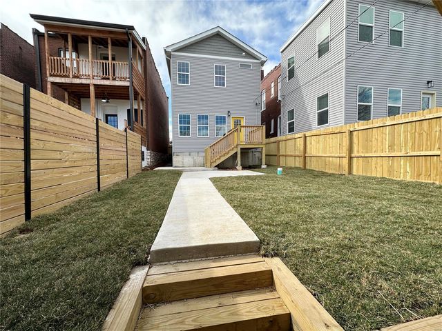 4251 Humphrey Street, St Louis, MO 63116