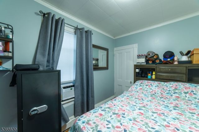 30 Brown Ave, Prospect Park Boro, NJ 07508