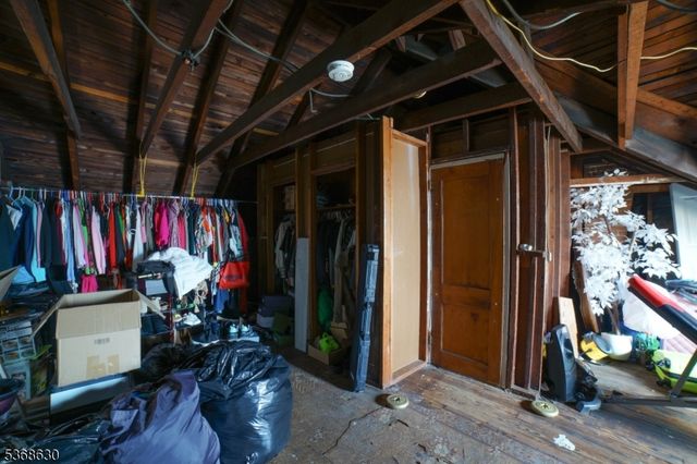 30 Brown Ave, Prospect Park Boro, NJ 07508