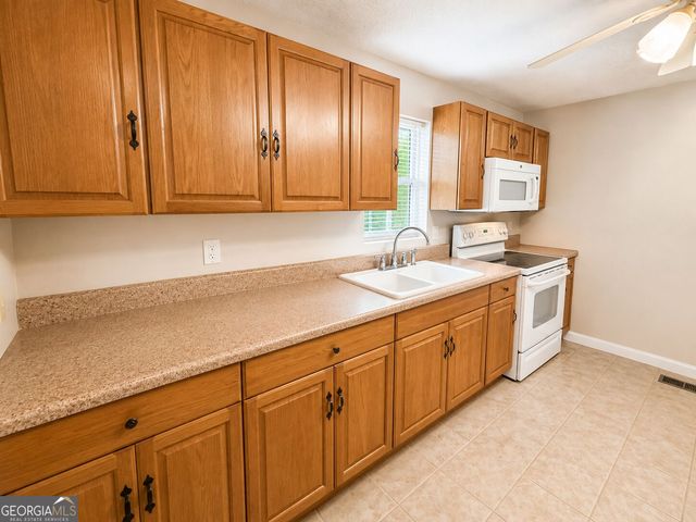 109 Dobbins Mill Rd, Griffin, GA 30223