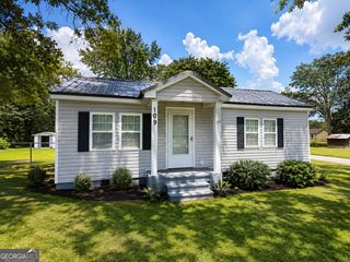 109 Dobbins Mill Rd, Griffin, GA 30223