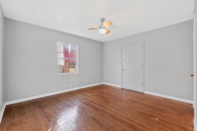 104 E 6th Street, Irving, TX 75060