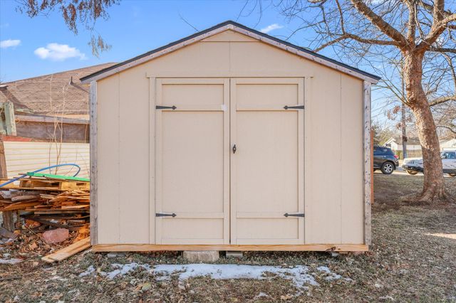 104 E 6th Street, Irving, TX 75060