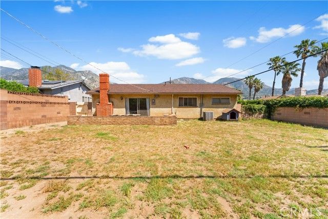 13525 Simshaw, Sylmar (los Angeles), CA 91342