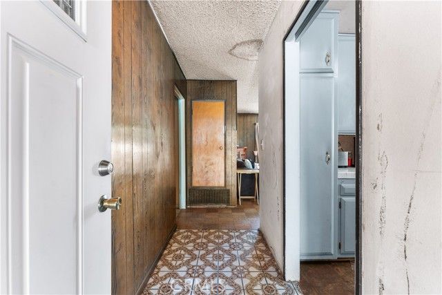 13525 Simshaw, Sylmar (los Angeles), CA 91342