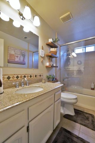 335 Kenwood Drive, Lemoore, CA 93245