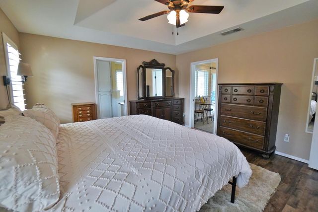 335 Kenwood Drive, Lemoore, CA 93245