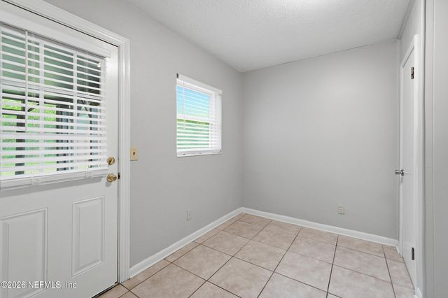 10180 HERNDON Road, Jacksonville, FL 32246